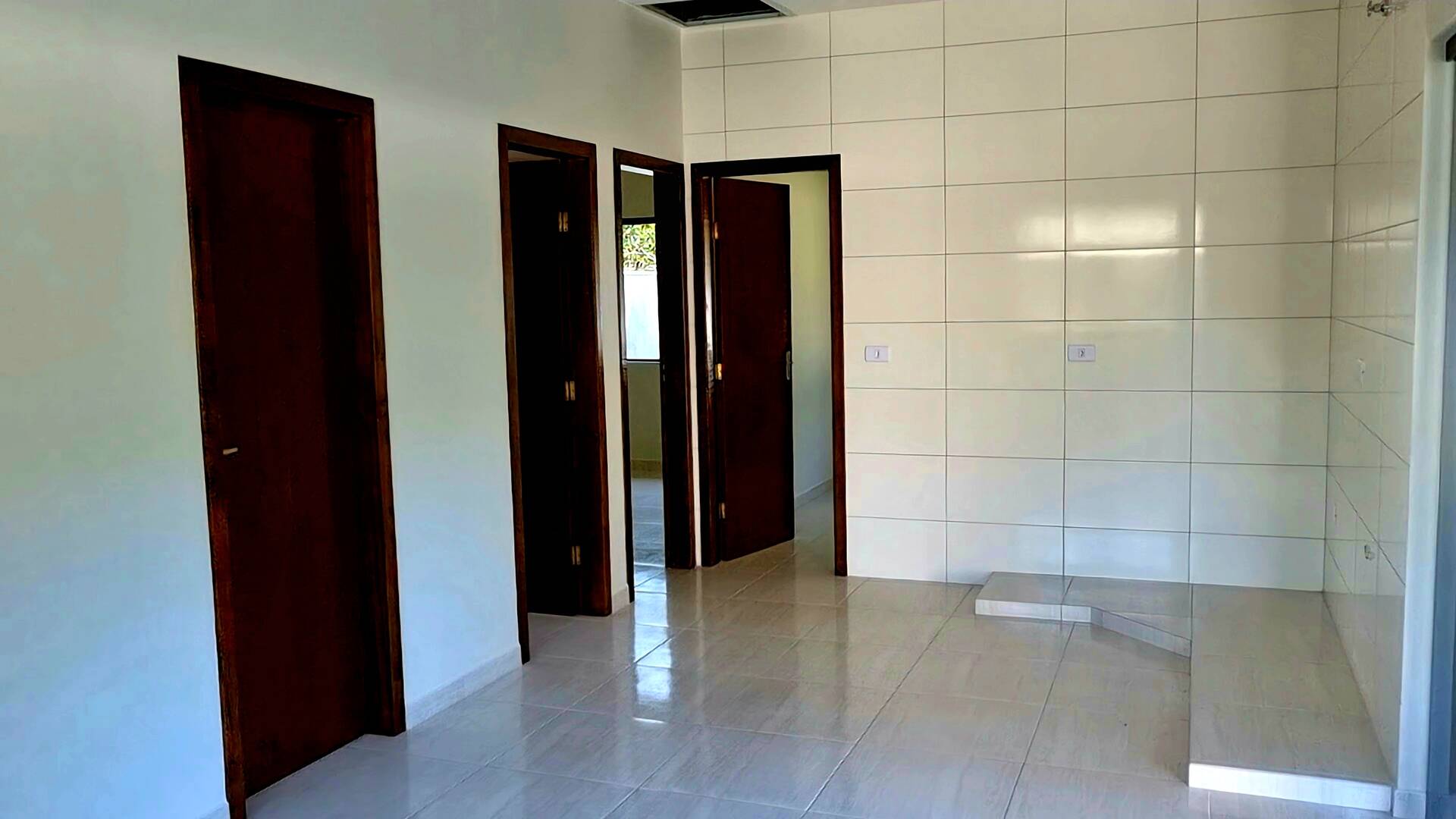 Casa à venda com 3 quartos, 90m² - Foto 22