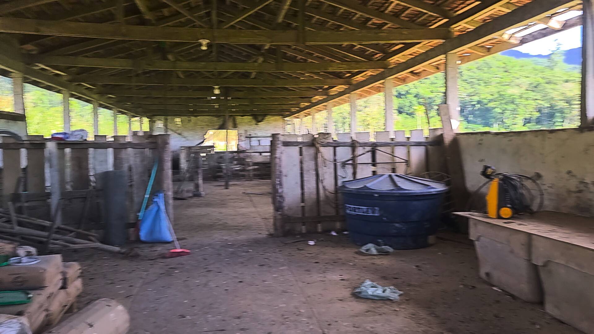 Fazenda à venda com 3 quartos, 24500m² - Foto 63